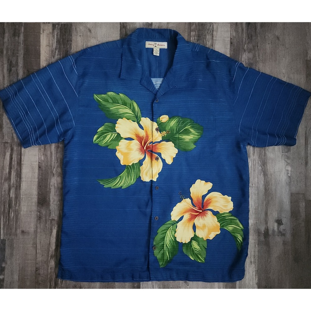Tommy Bahama Camp Shirt Mens Size M Blue Silk Blend Hibiscus Floral Short Sleeve